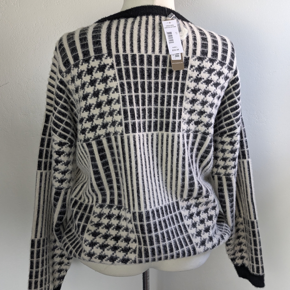 Cyrus Black & White Patchwork-Pattern Crewneck Sw… - image 4